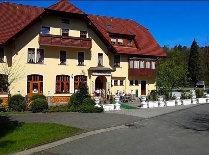 Gasthaus Pension Doerenkrug - Restaurant Augustdorf Dış mekan fotoğraf